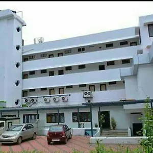 Queens Tourist Badagara